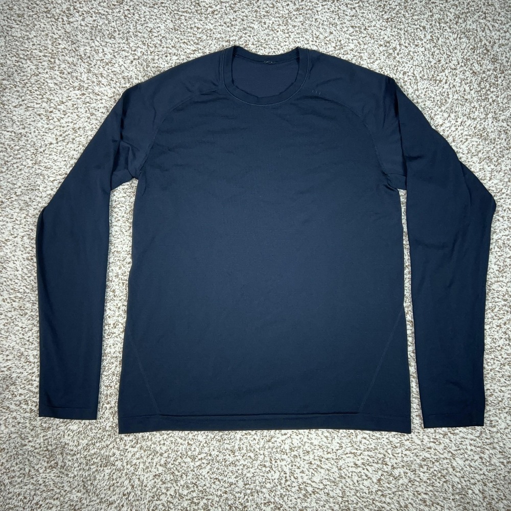 Lululemon Shirt Mens Medium Black Long Sleeve Athletic Running Gym Tee Logo Top